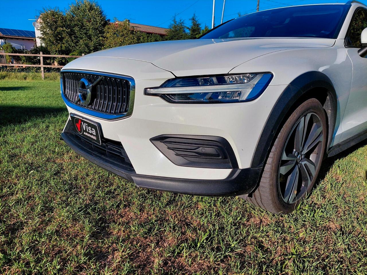 Volvo V60 Cross Country D4 AWD #MP