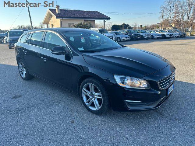 VOLVO V60 V60 I 2014 2.0 d3 Momentum tg. EW148YR