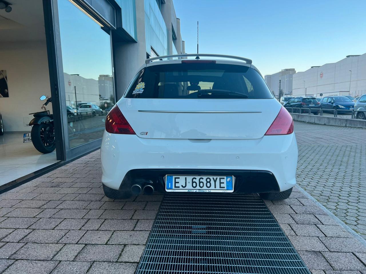 Peugeot 308 1.6 THP 200CV 5p. GTi