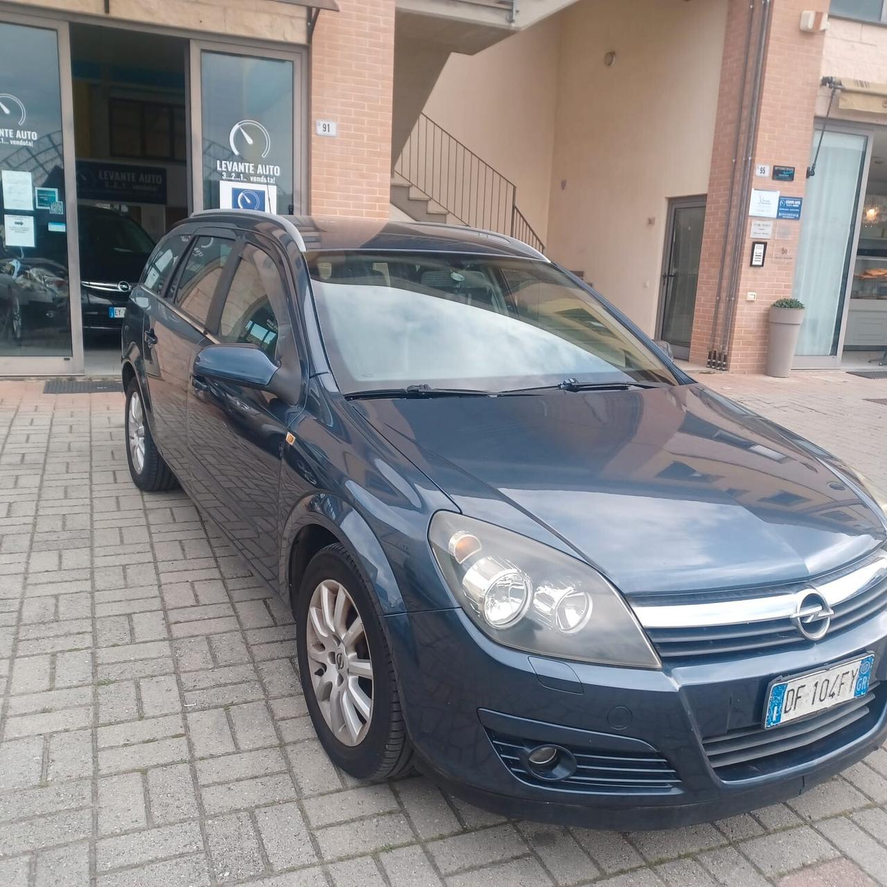 UNICO PROPRIETARIO TAGLIANDI UFFICIALI ASTRA 1.7 TDI SW