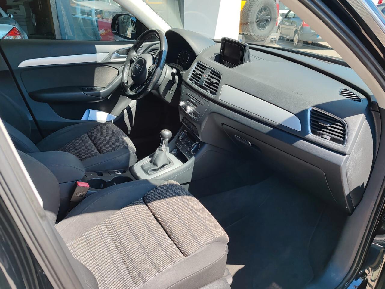 Audi Q3 2.0 TDI 150 CV Business