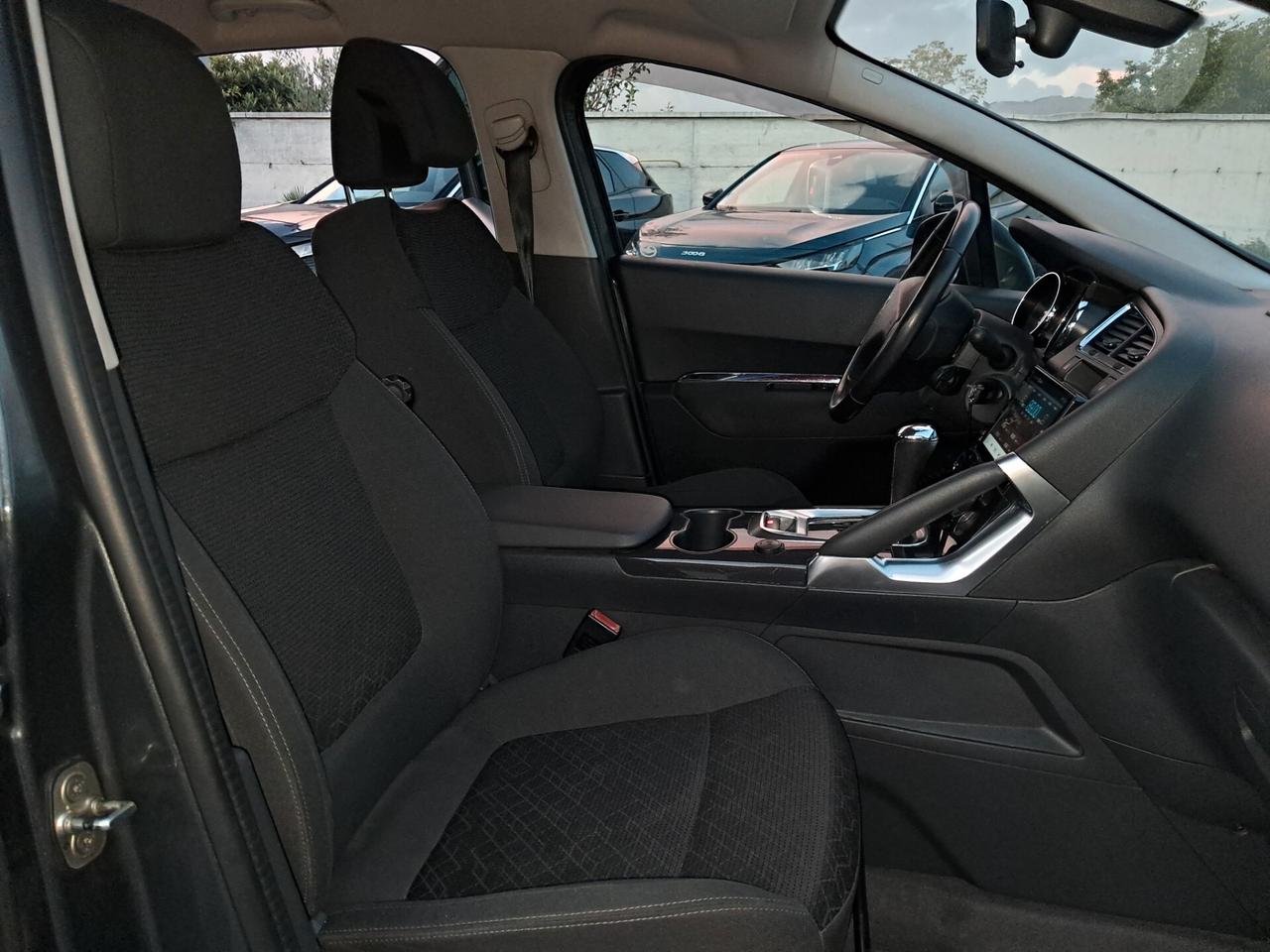 Peugeot 3008 ALLURE 1.6 HDi 120 EAT6 NAV+ RETROCAM. 2016 OCCASIONE