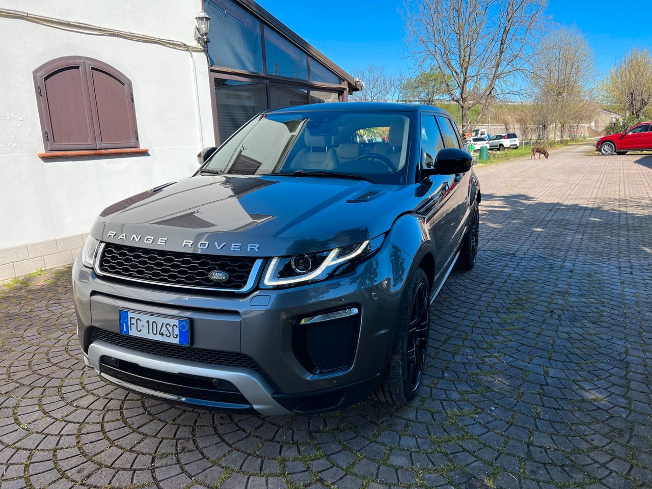 LAND ROVER EVOQUE BELLISSIMO PARI AL NUOVO FULL FULL OPZ PERMUTABILE UNIPROPRIETAIO