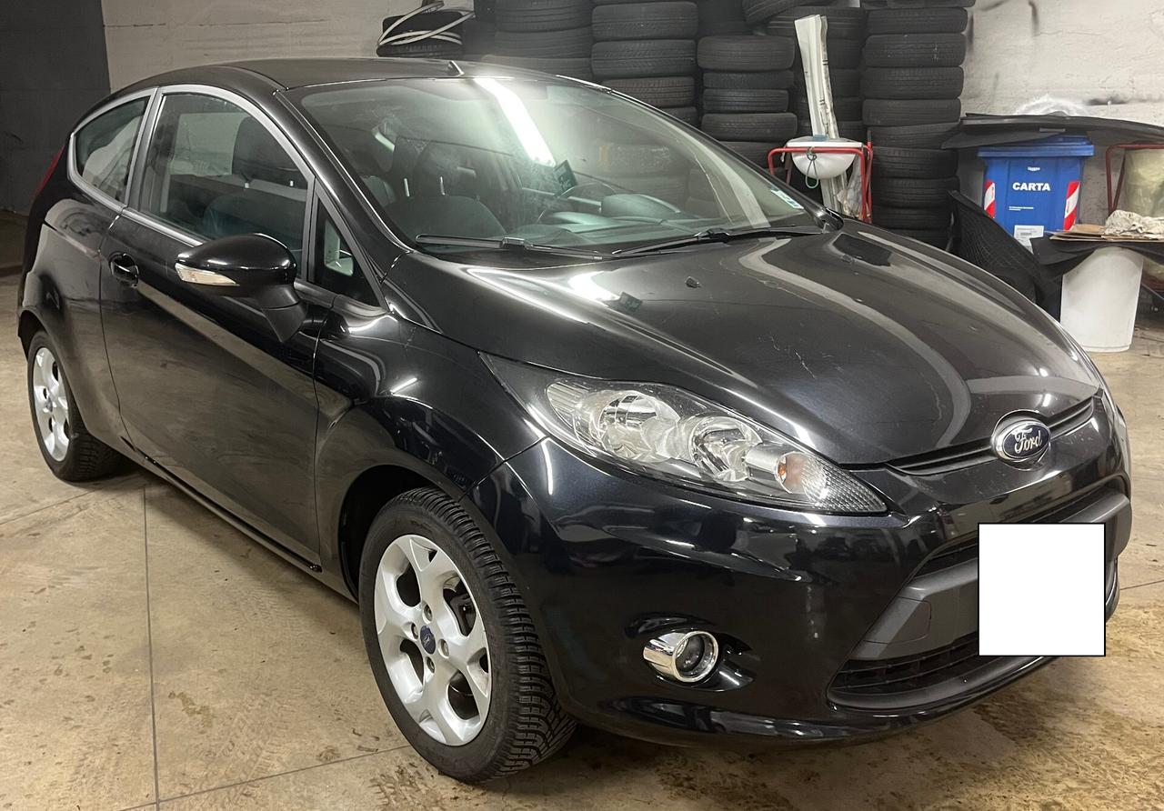 FORD FIESTA 1.2 BENZINA 3P - KM 84.593 - UNICO PROPRIETARIO - ANCHE PER NEOPATENTATI