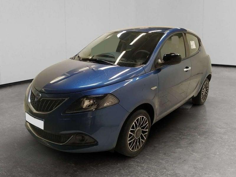 Lancia Ypsilon 1.0 firefly hybrid Platino s&s 70cv