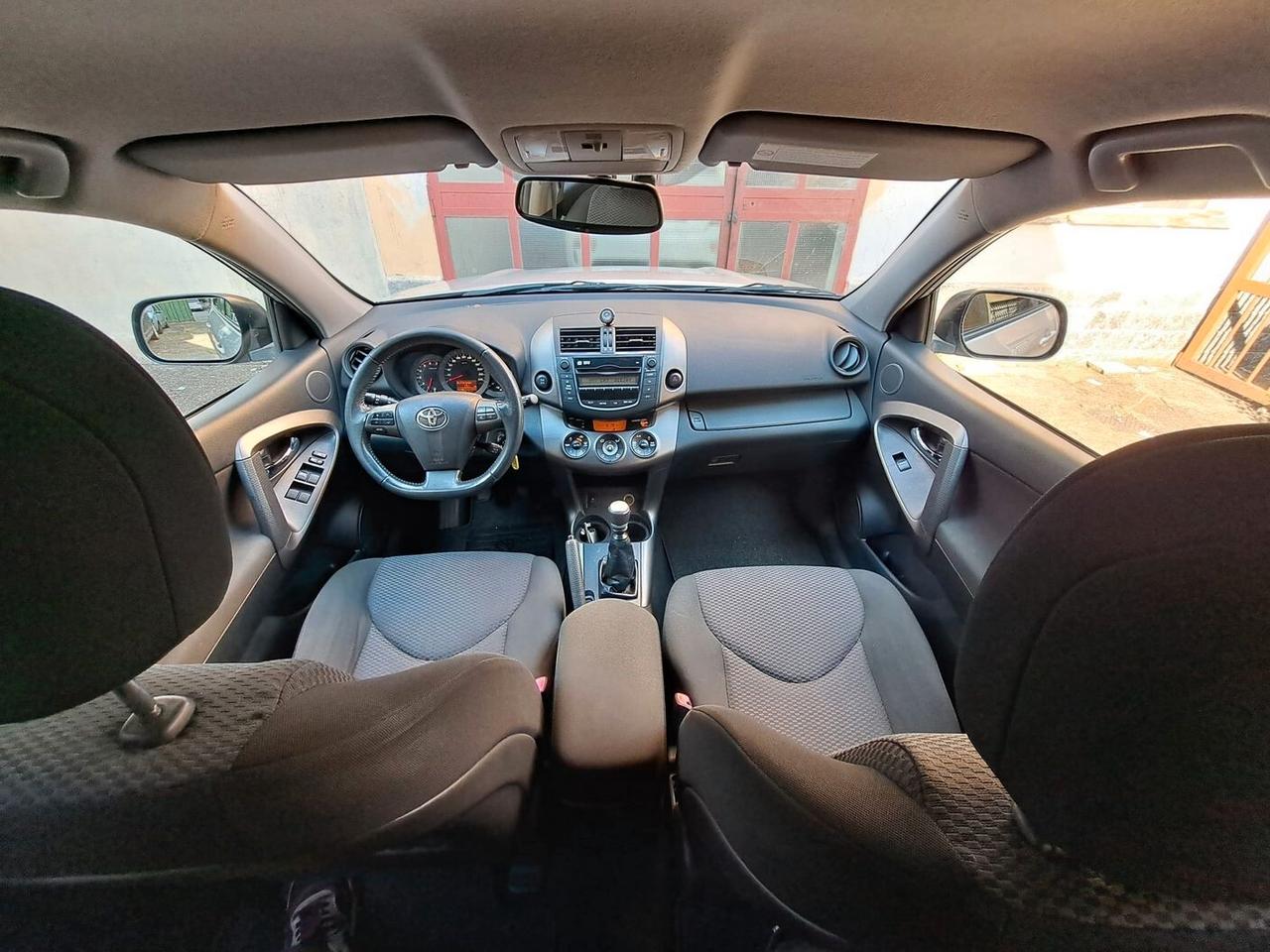 Toyota RAV 4 RAV4 2.2 D-4D 150 CV DPF Exclusive
