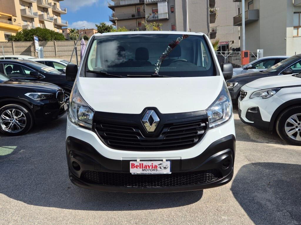 Renault Trafic 1.6 dci 120cv 3 posti SCAFFALI