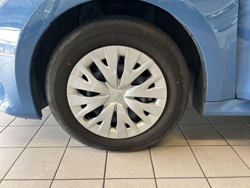 Toyota Yaris YARIS 1.0 Active 72 CV