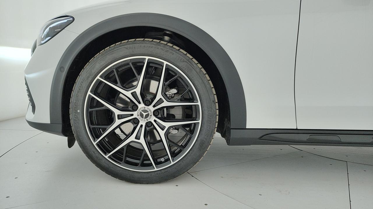 Mercedes-Benz E 220 d 4MATIC All Terrain