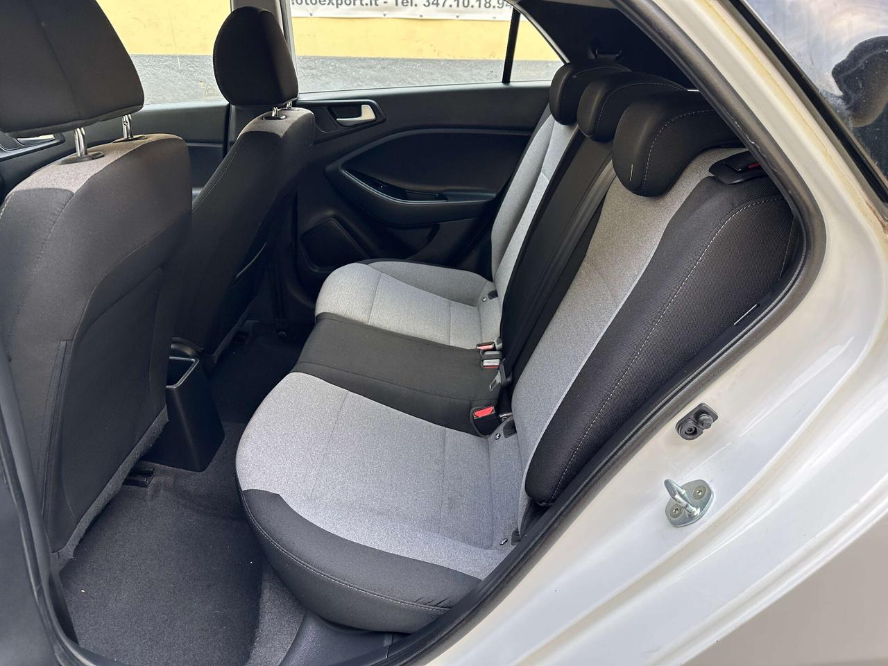 Hyundai i20 1.1 CRDi 12V 5 porte Style - PROBLEMI SU INIEZIONE