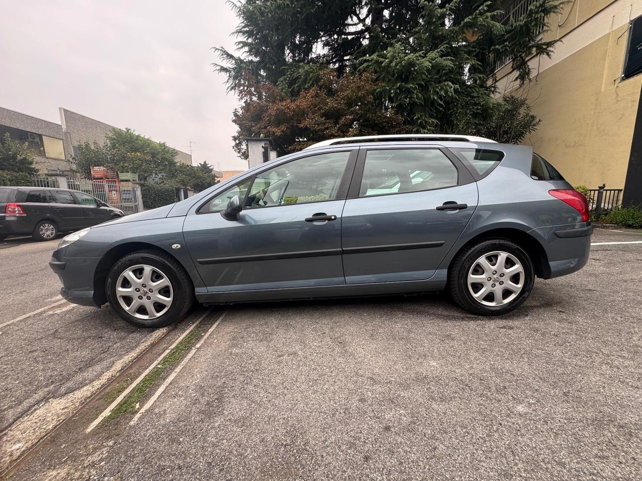 Peugeot 407 1.8 Confort