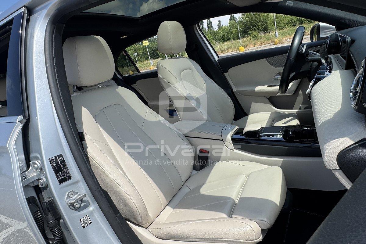 MERCEDES A 180 d Automatic Premium