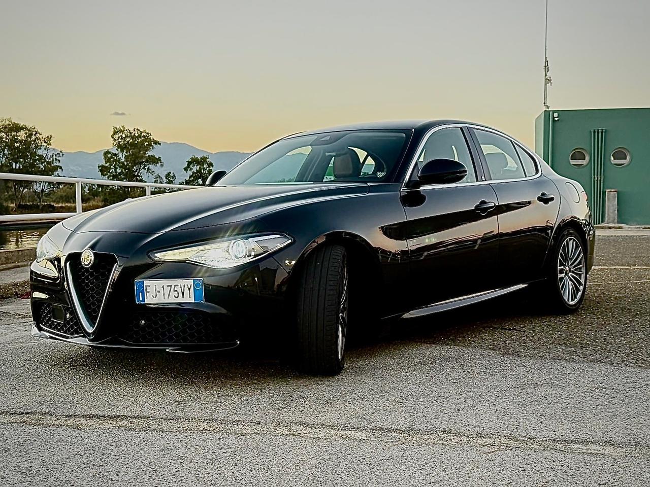 Alfa Romeo Giulia 2.2 Turbodiesel 180 CV Sport