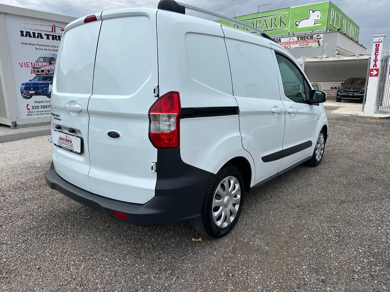Transit Courier 1.6 TDCi 95CV Van Entry