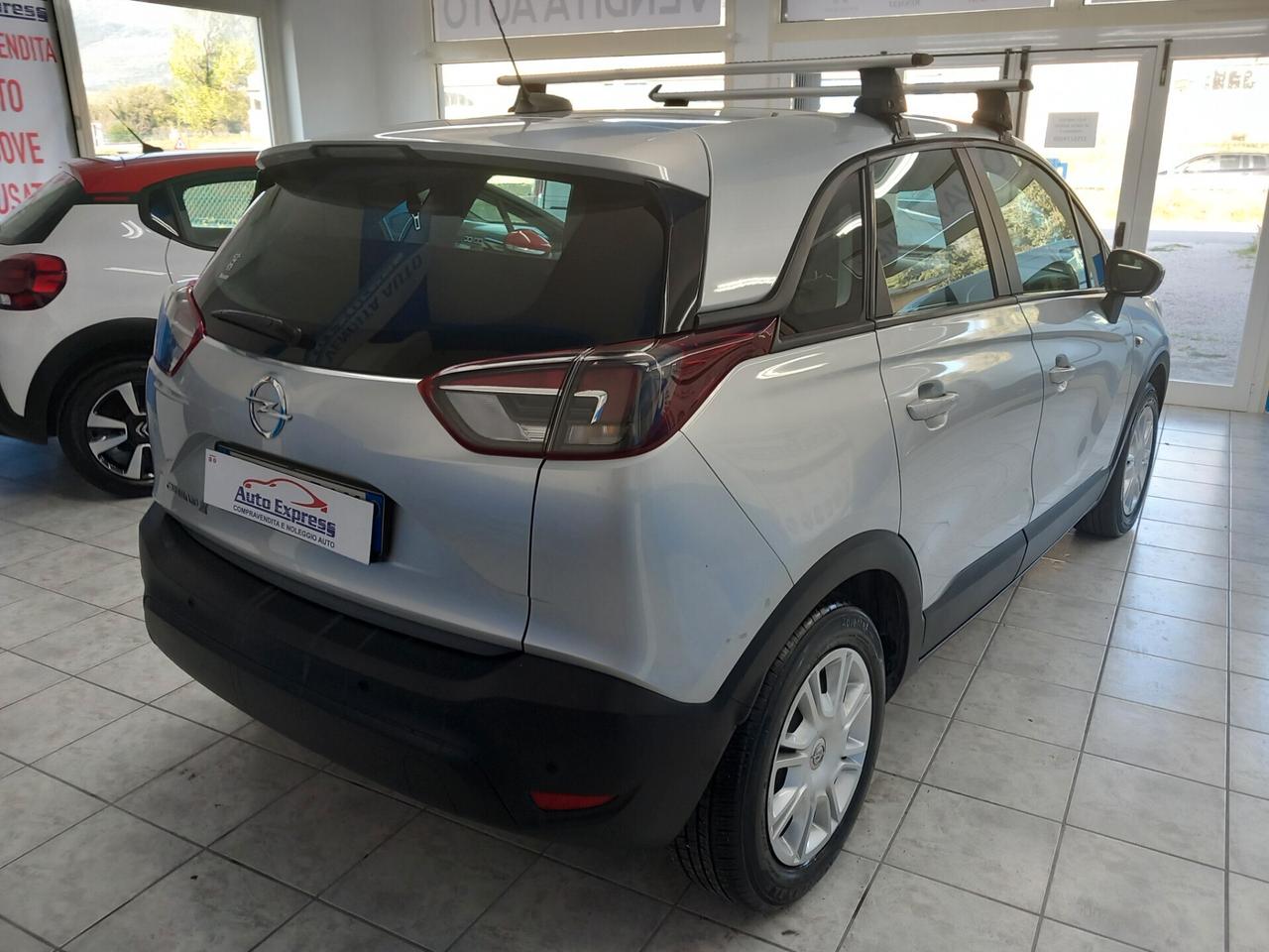 Opel Crossland anno 2018 1.2 benzina 105 mila km