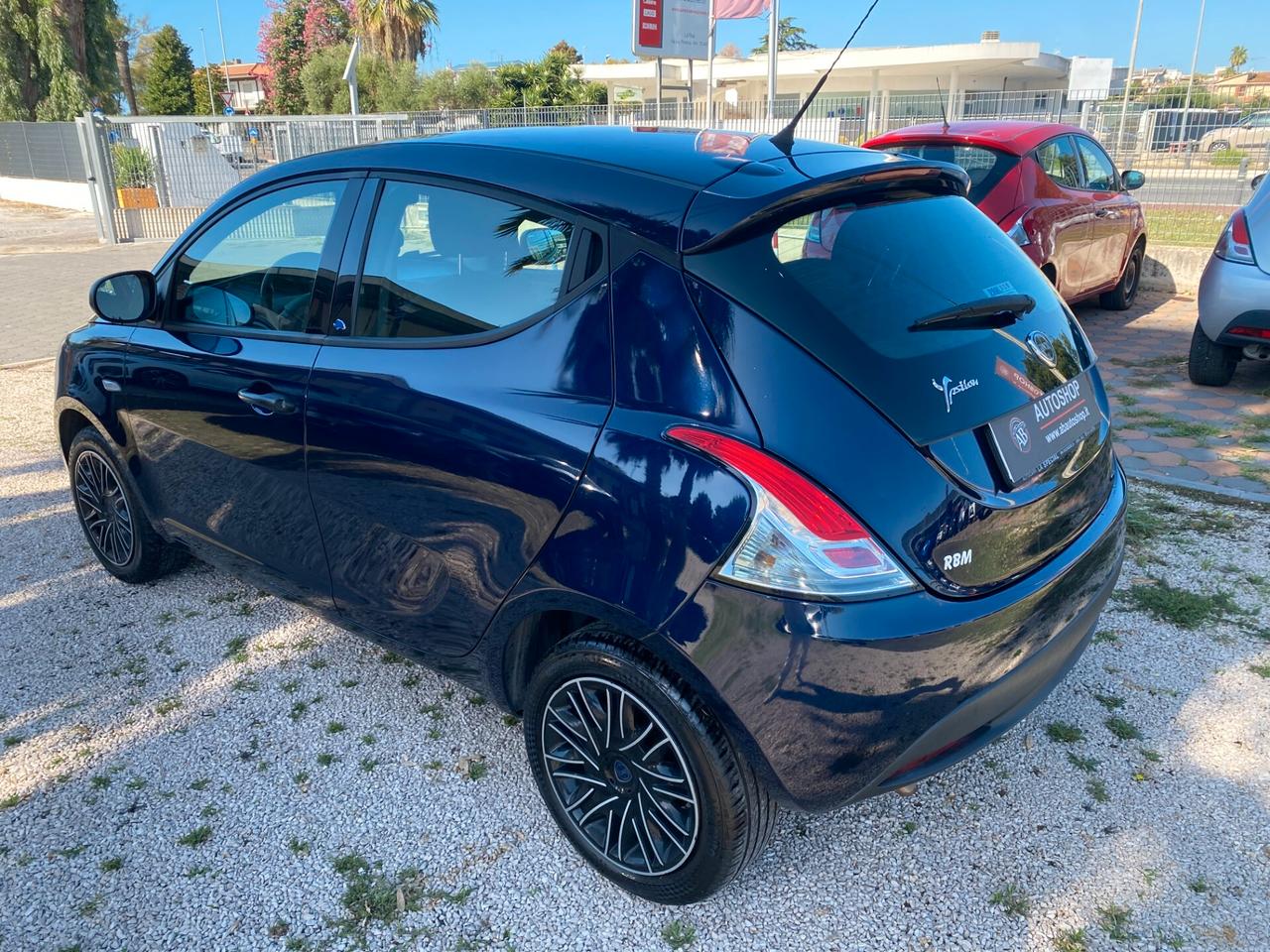 LANCIA - Ypsilon - 1.2 69 CV 5p. GPL Ecochic Ele.Bl - NEOPATENTATI - FINANZIABILE - PERMUTE