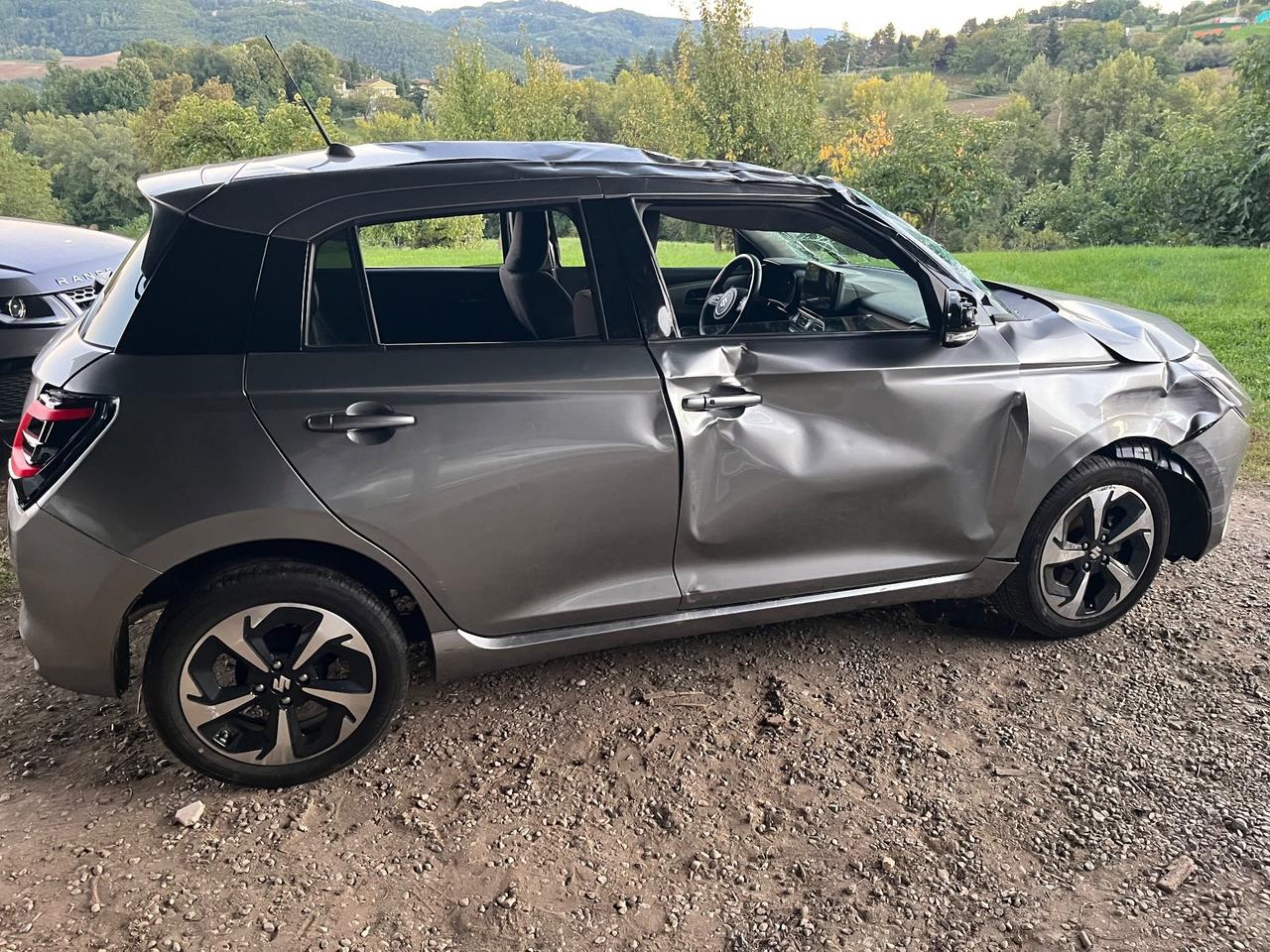 Suzuki Swift 1.2 Hybrid 2024 1000KM INCIDENTATA