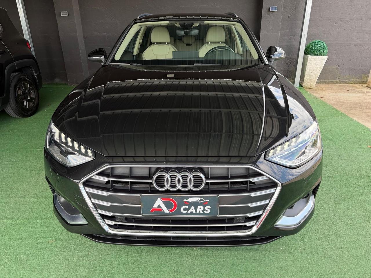 Audi A4 Avant 30 TDI/136 CV S tronic Business Advanced