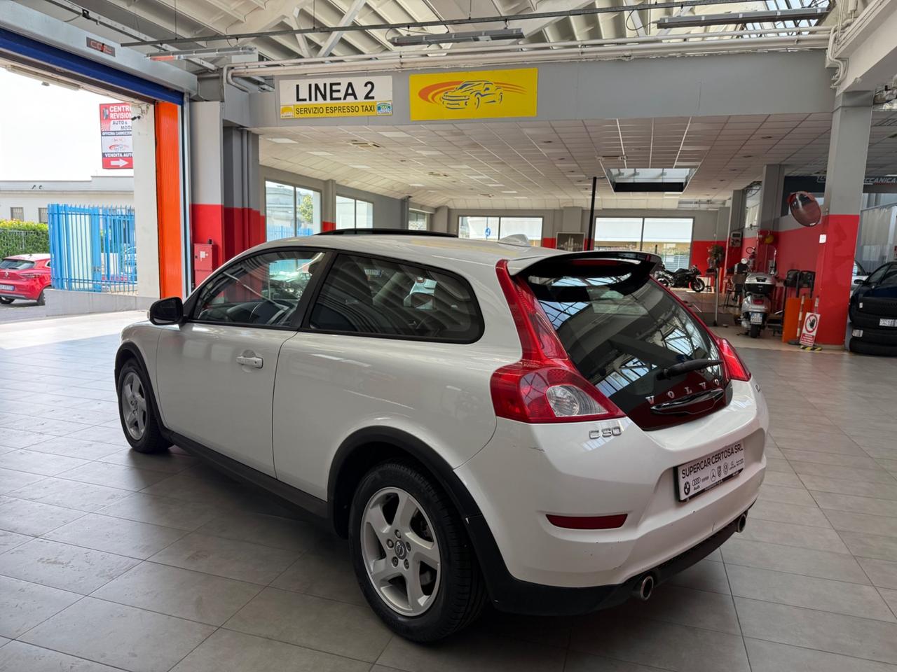 Volvo C30 D4 Geartronic Momentum