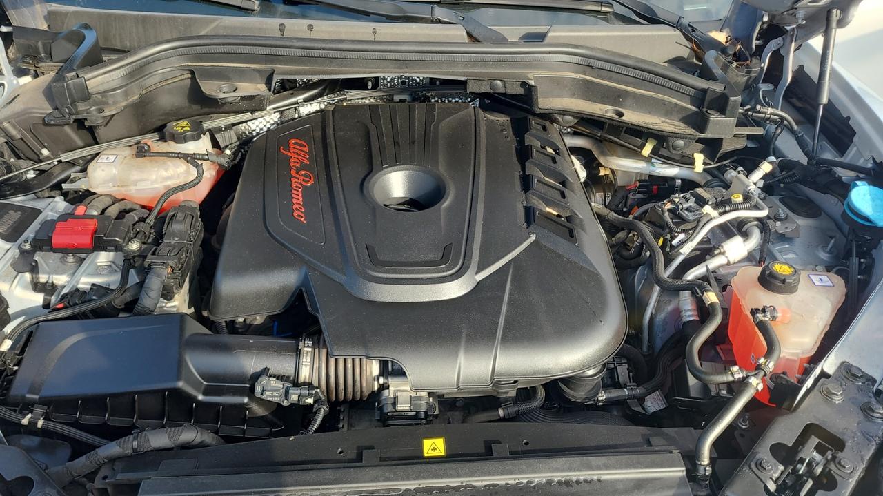 Alfa Romeo Stelvio 2.2 160CV AT8 SPRINT **FULL LED+NAVI+RCAM+PRIVACY*