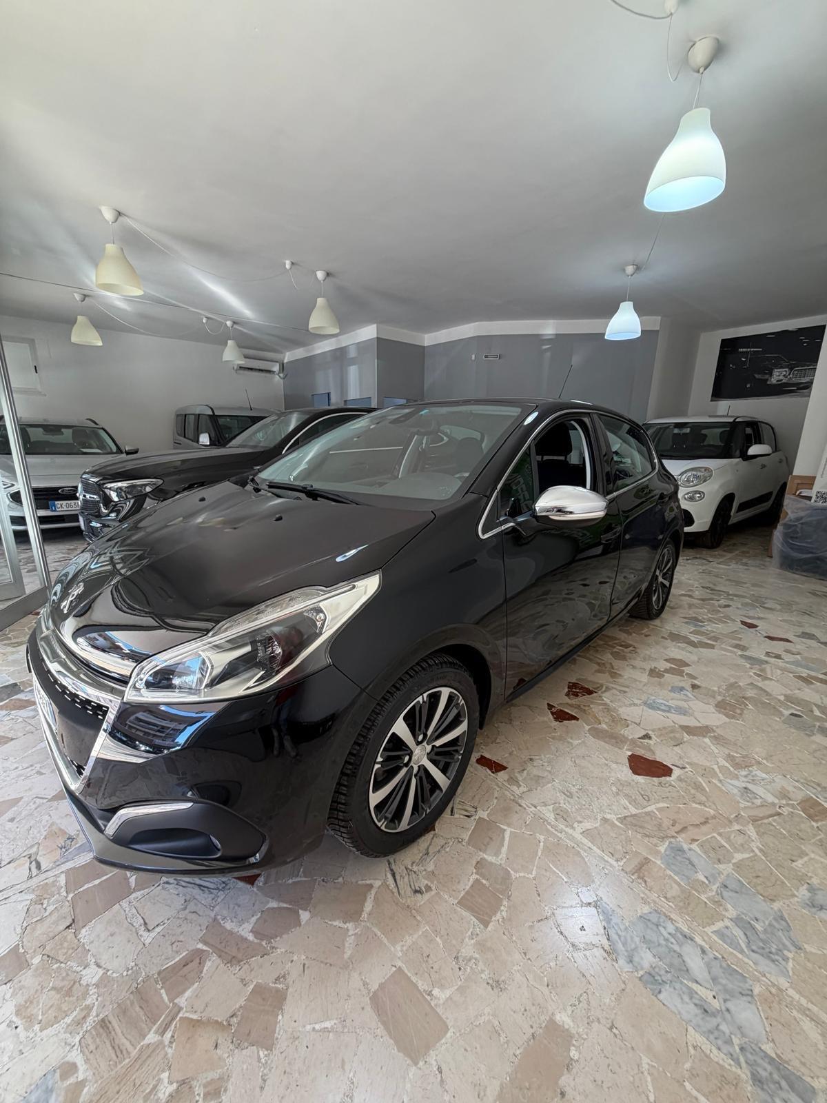 Peugeot 208 PureTech 82 5 porte Access