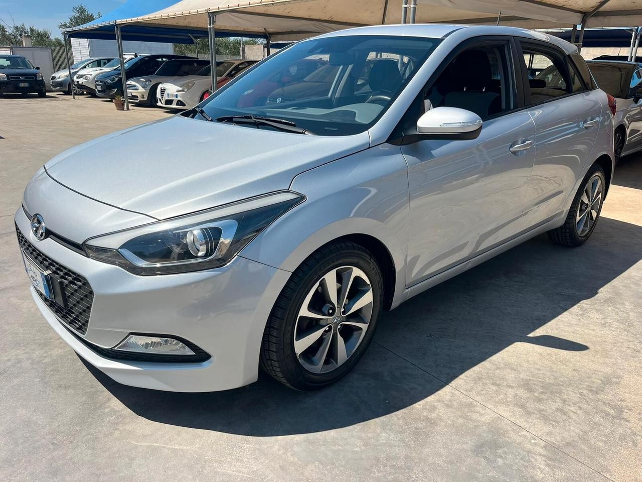 Hyundai i20 1.1 CRDi 5p. Sound Edition