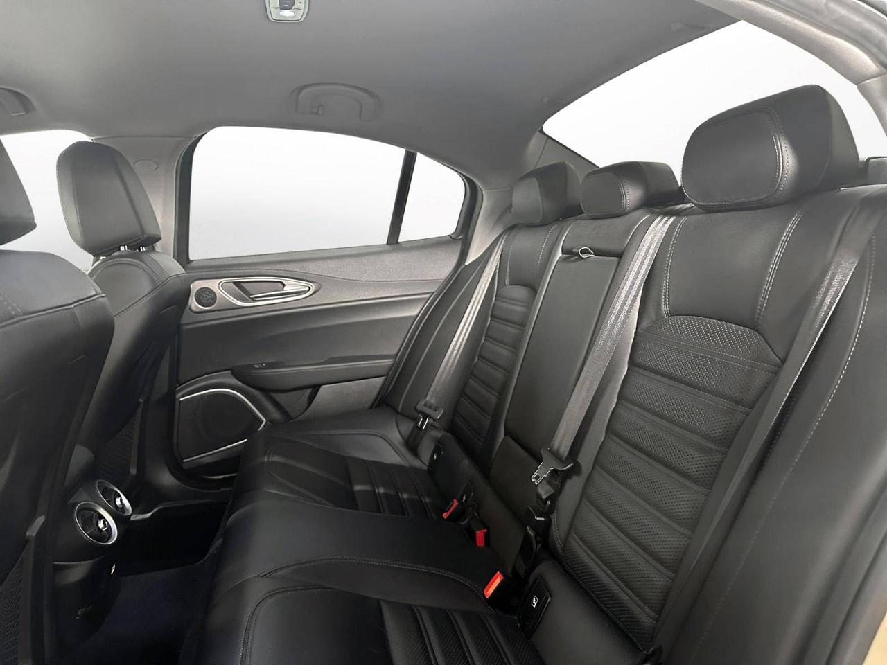 Alfa Romeo Giulia 2.2 t Sprint 190cv