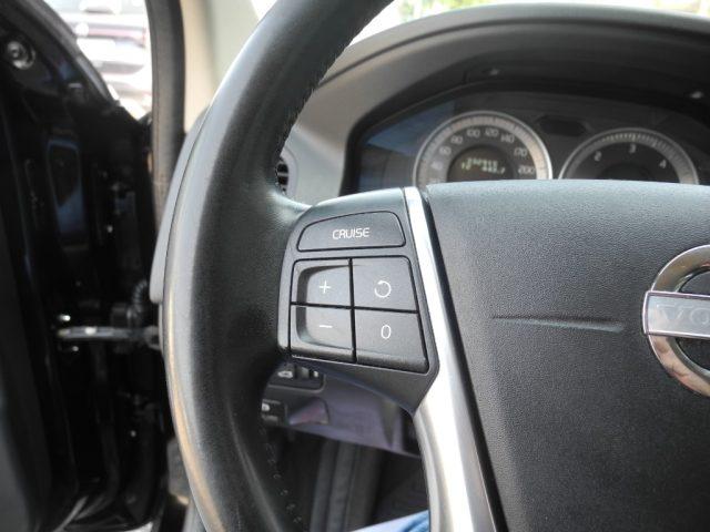 VOLVO XC60 D3 AWD Geartronic Summum autom.-UNICO PROPRIETARIO