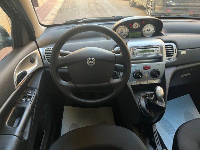 LANCIA Ypsilon 1.2 69 CV Unyca