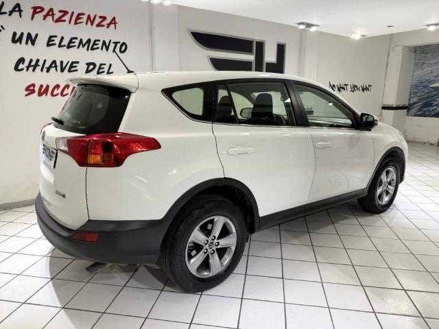 Toyota Rav4 2.0 d-4d 2wd 124cv mt