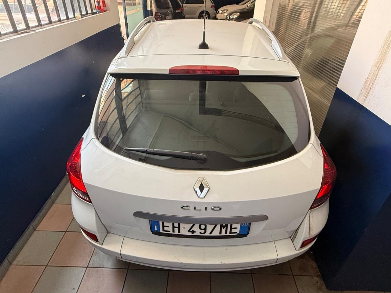 Renault Clio 1.2 16V SporTour Live!