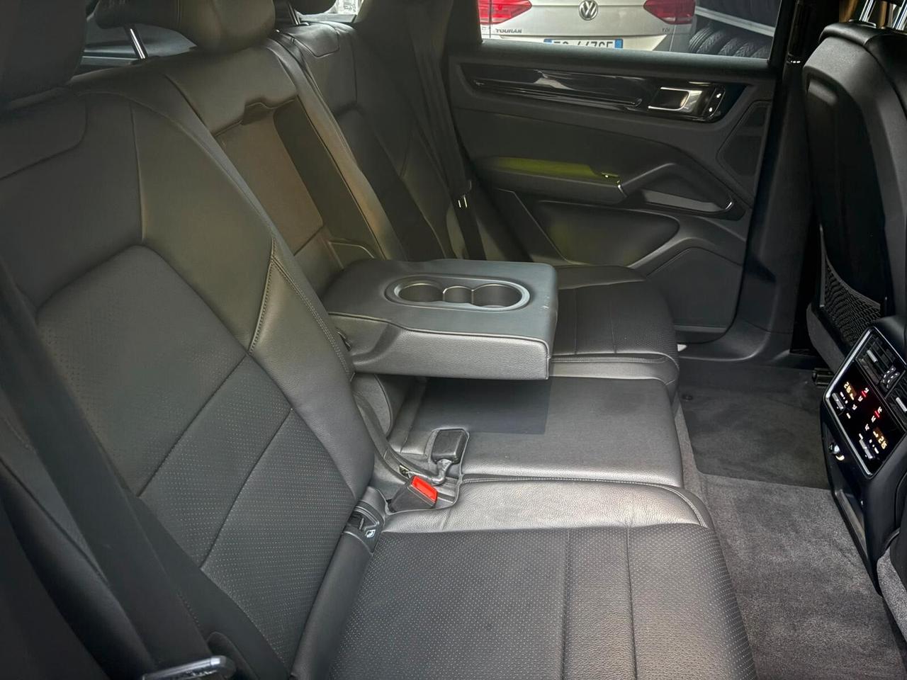 Porsche Cayenne 3.0 S