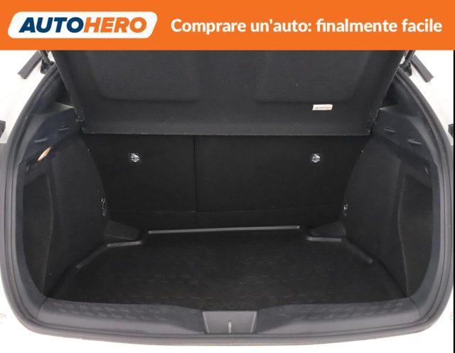 TOYOTA C-HR 1.8 Hybrid E-CVT Business