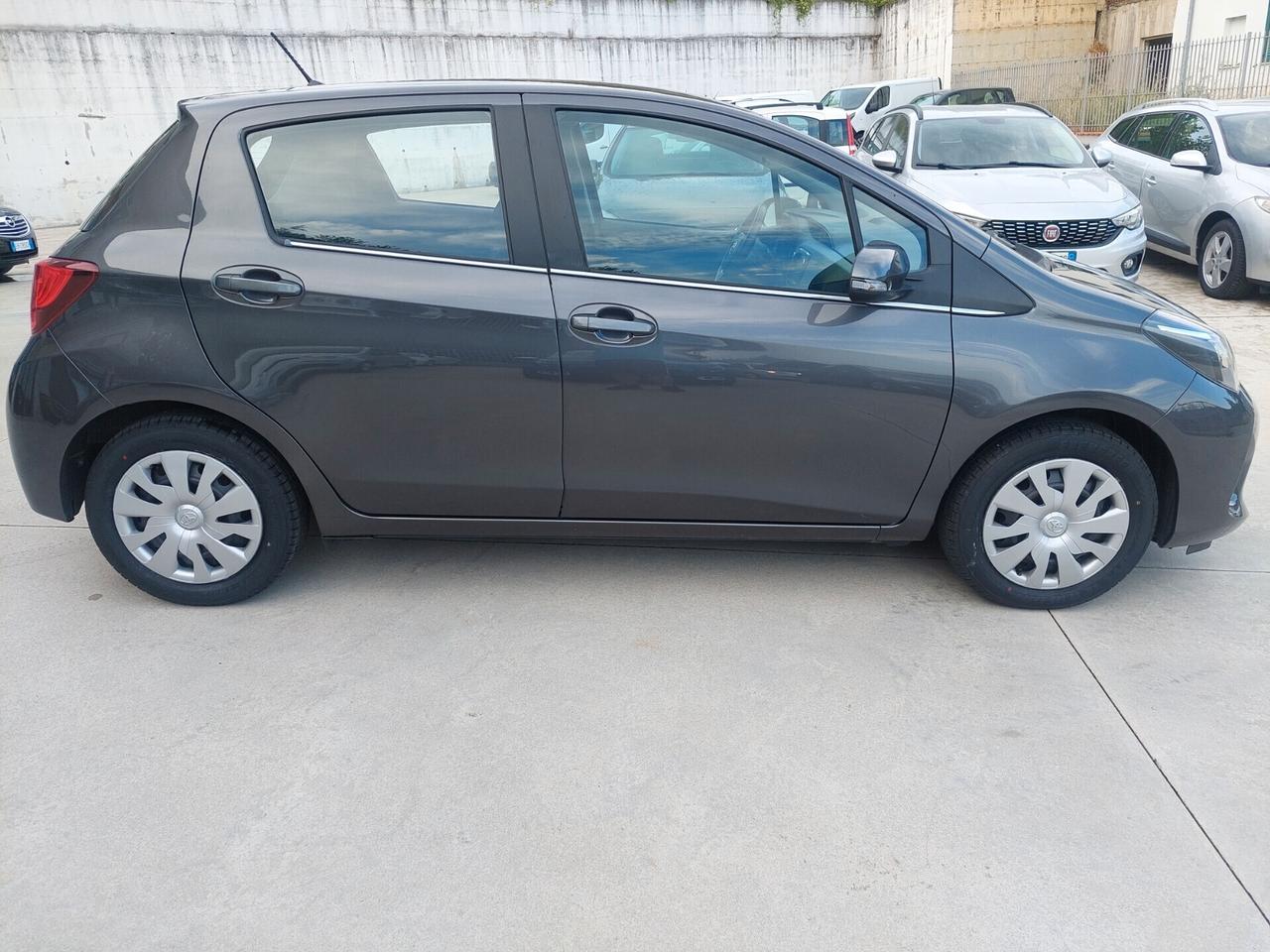 Toyota Yaris 1.0 5 porte SOLI86.000KM NUOVISSIMA