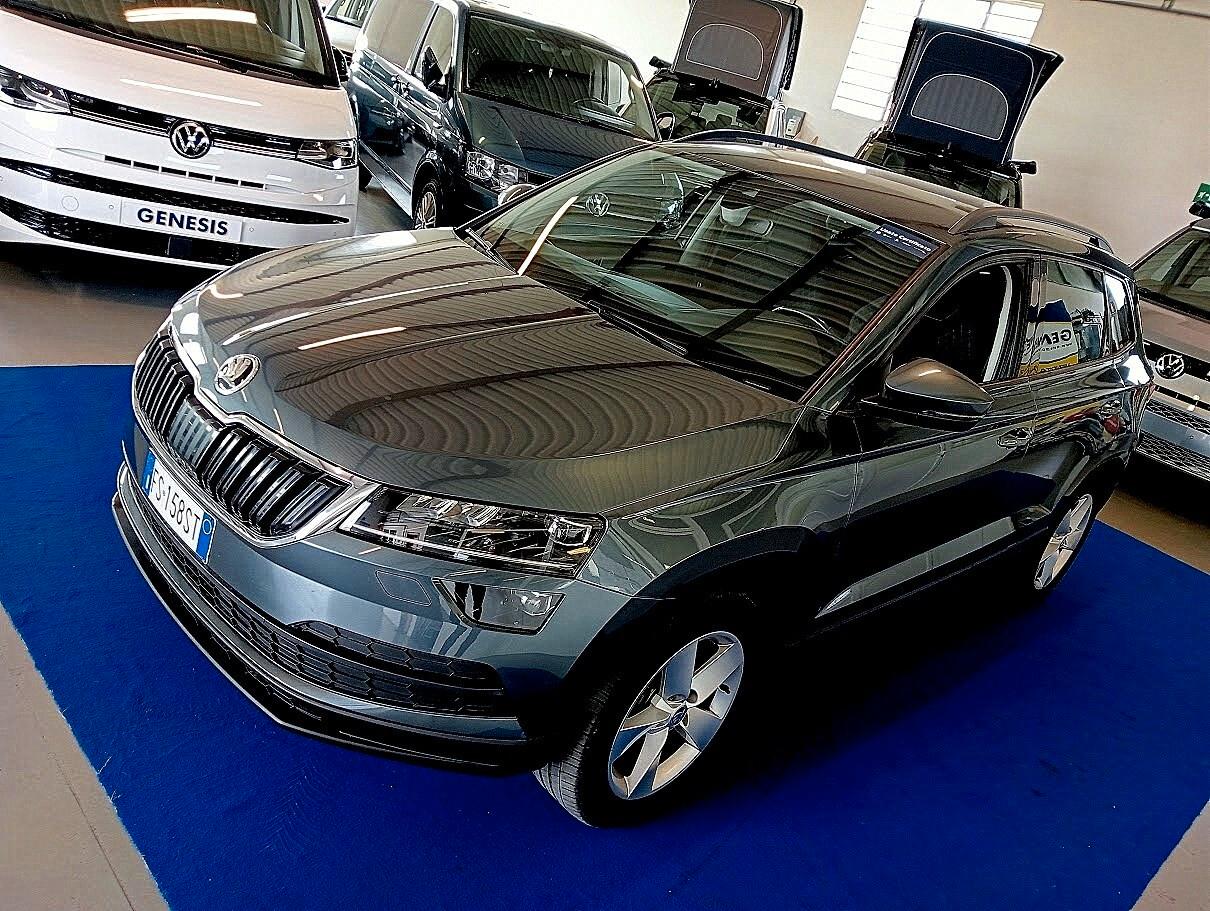 Skoda Karoq 1.6 TDI AMBITION CARPLAY CAMERA 17" PRONTA CONS