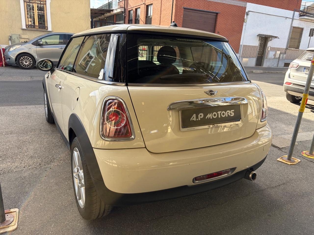 Mini 1.6 16V Cooper D KM 100000