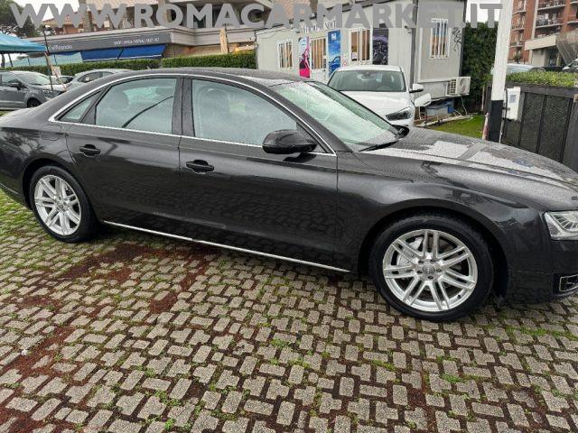 AUDI A8 3.0 TDI 262 CV ultra quattro tiptronic KM CERTIFIC