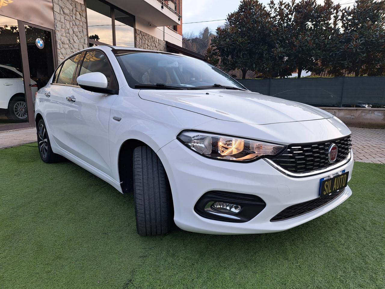 Fiat Tipo 1.6 Mjt 4 porte Lounge/120 CV