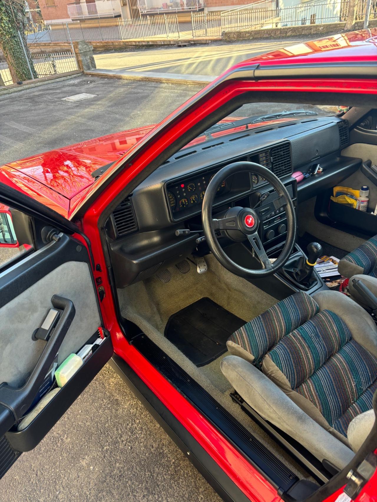 Lancia Delta 2.0i.e. turbo HF integrale