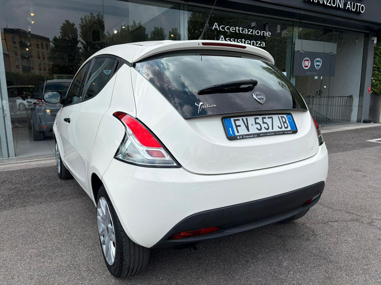 Lancia Ypsilon 1.2 69 CV 5 porte GPL Ecochic Elefantino Blu