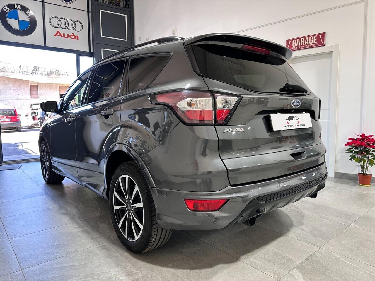 Ford Kuga 1.5 TDCI 120 CV ST-Line - CAMERA - NAVI