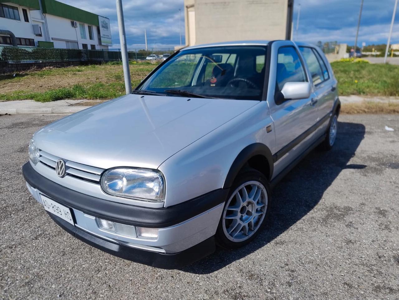 Volkswagen Golf GTI 2.0 cat 5 porte