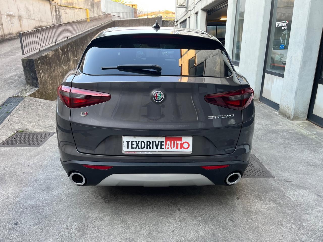 Alfa Romeo Stelvio 2.2 Turbodiesel 190 CV AT8 Q4 Executive