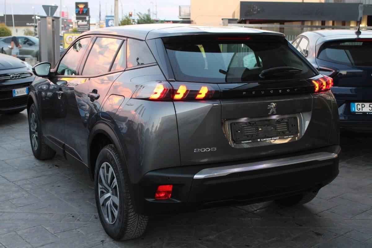 Peugeot 2008 1.2 puretech Active s&s 100cv Con NAVIGATORE