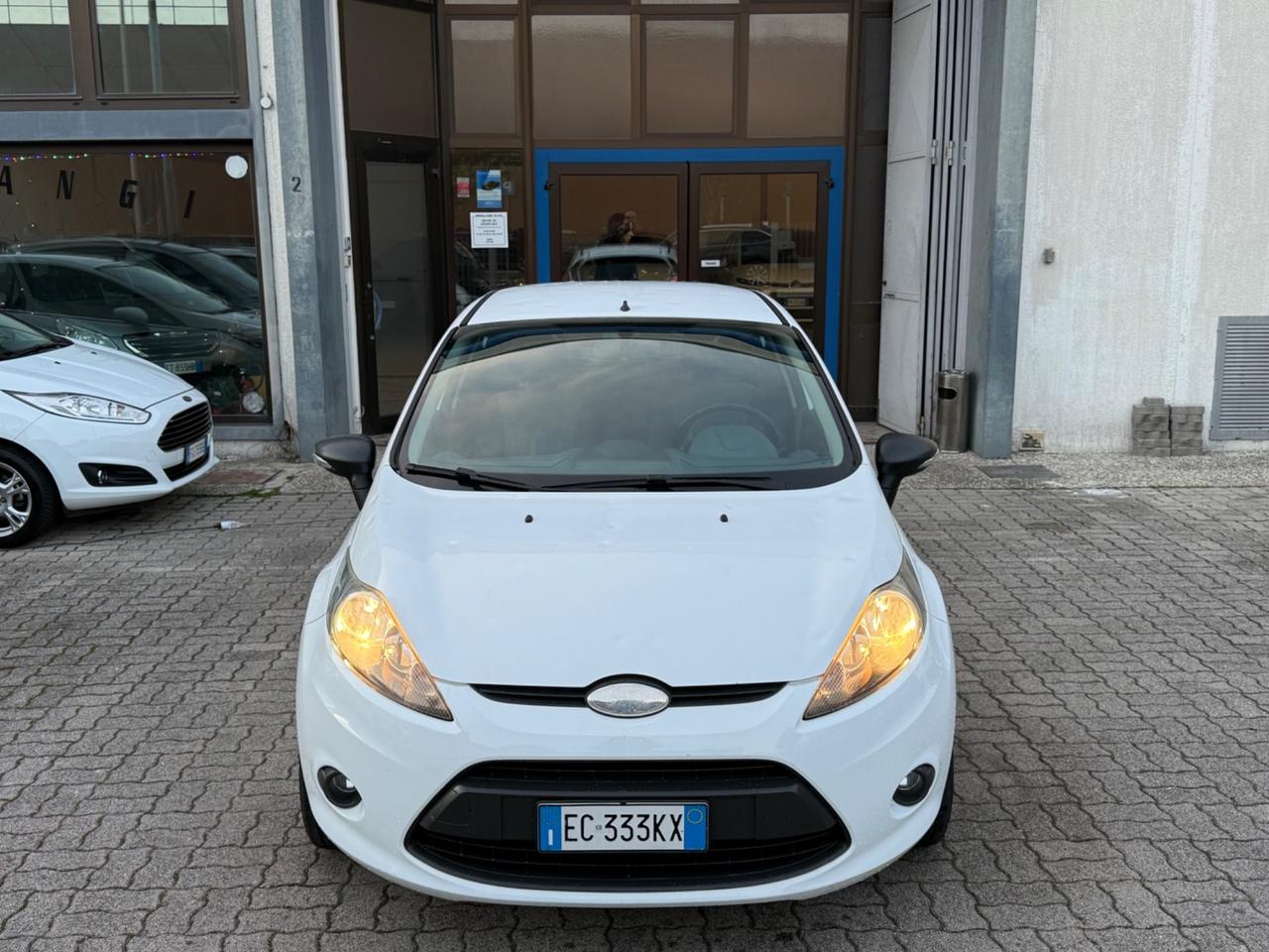 Ford Fiesta 1.4 5 porte Bz.- GPL Titanium
