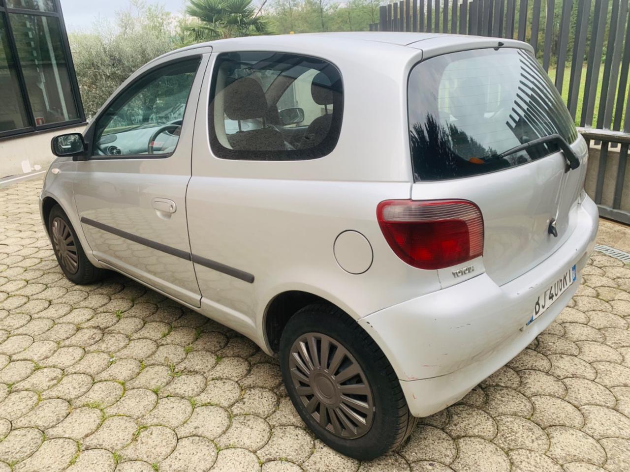 Toyota Yaris 1,0 benzina