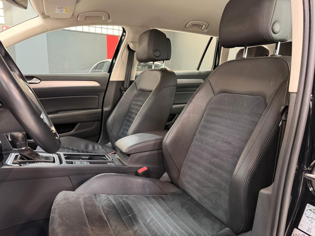Volkswagen Passat Variant 2.0 TDI SCR 190 CV DSG Executive BMT