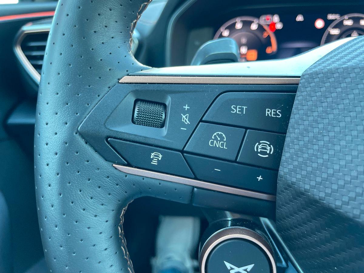 CUPRA Leon1.5 e-HYBRID150 kW (204 CV)pHEVDSG 6 marce2WD