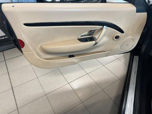 MASERATI GranCabrio 4.7 440CV TAGLIANDI UFFICIALI ! 2 PROPRIETARI !