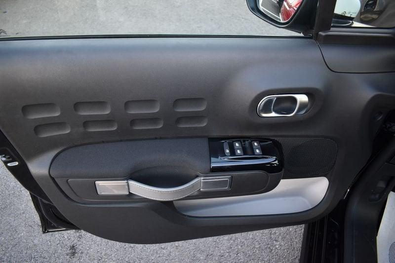 Citroën C3 C3 1.2 puretech Shine Pack s&s 83cv